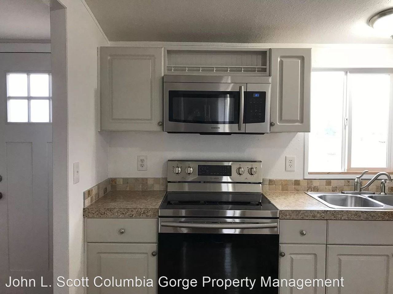 330 3rd Ave - Photo 2 of 7