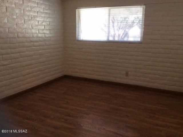3342 S Myrtis Pl - Photo 2 of 10