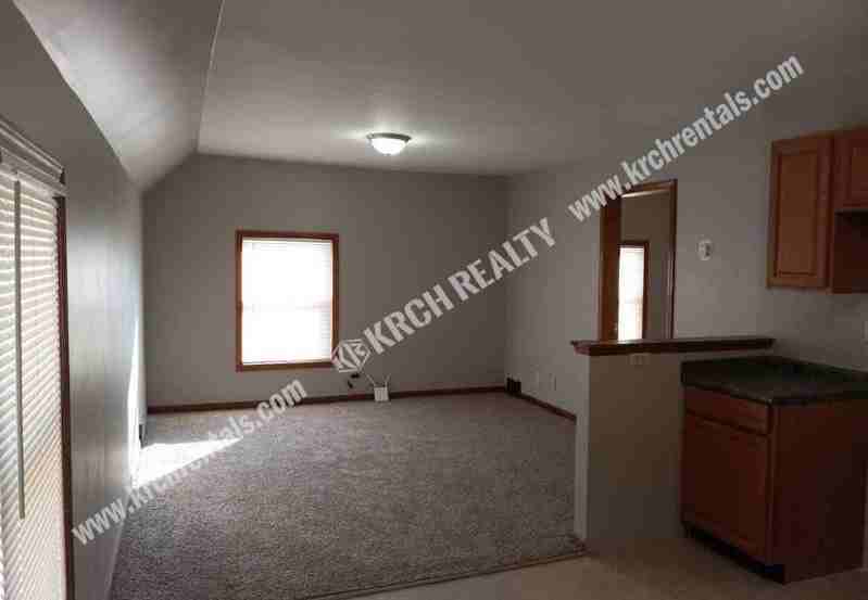 2304 Tate Ave - Photo 2 of 7