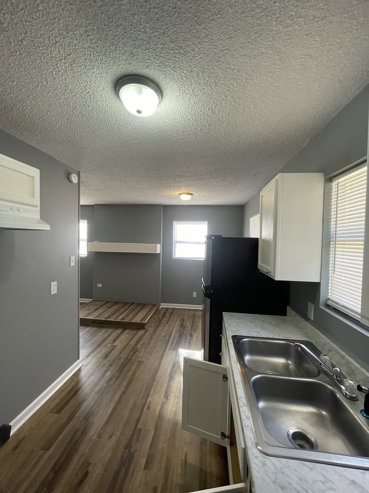 275 Blue Gray Cir - Photo 3 of 6