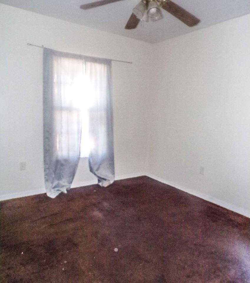 1310 Nw Eadie St - Photo 4 of 7