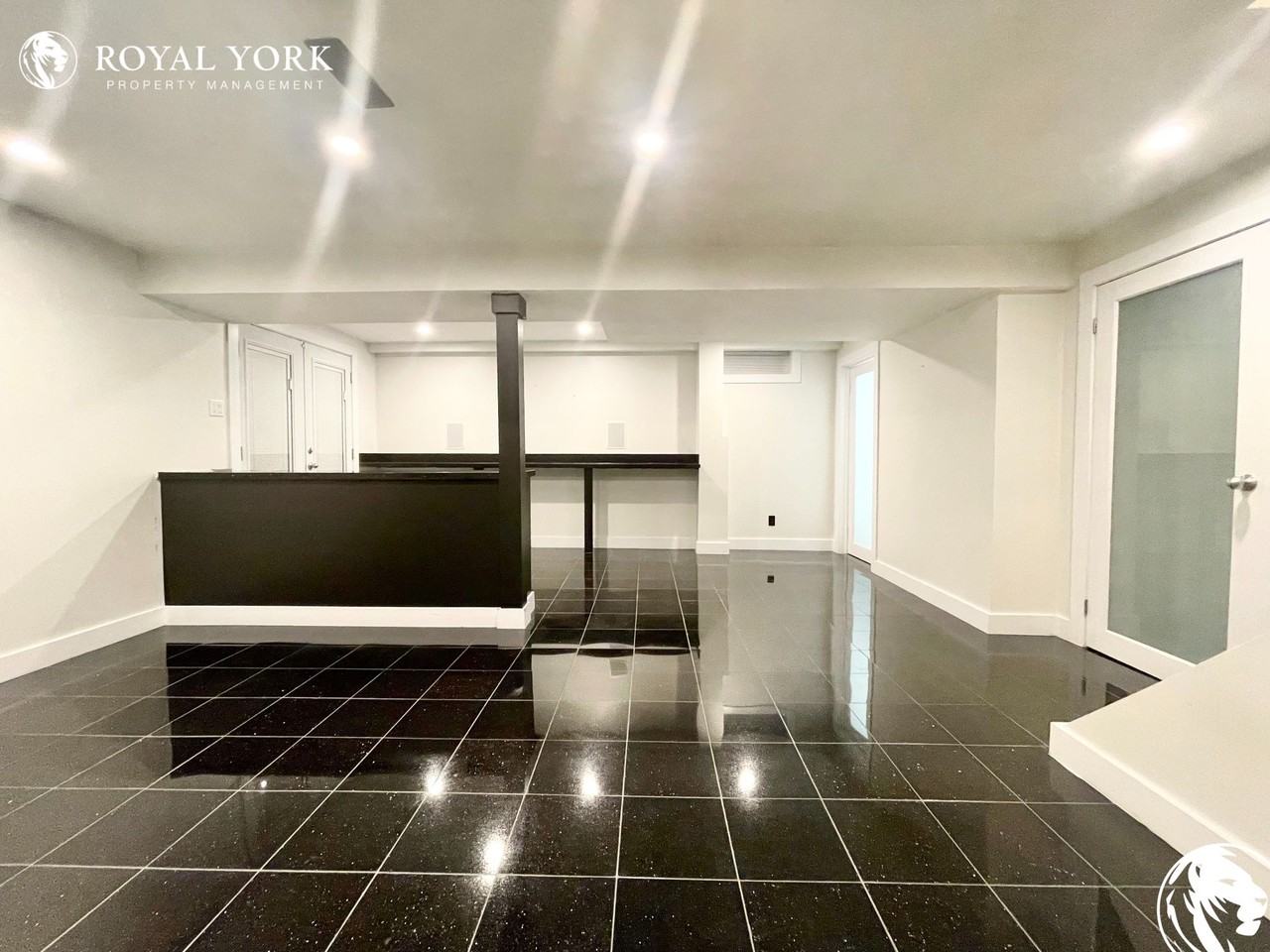 41 Fieldview Cres - Photo 2 of 45