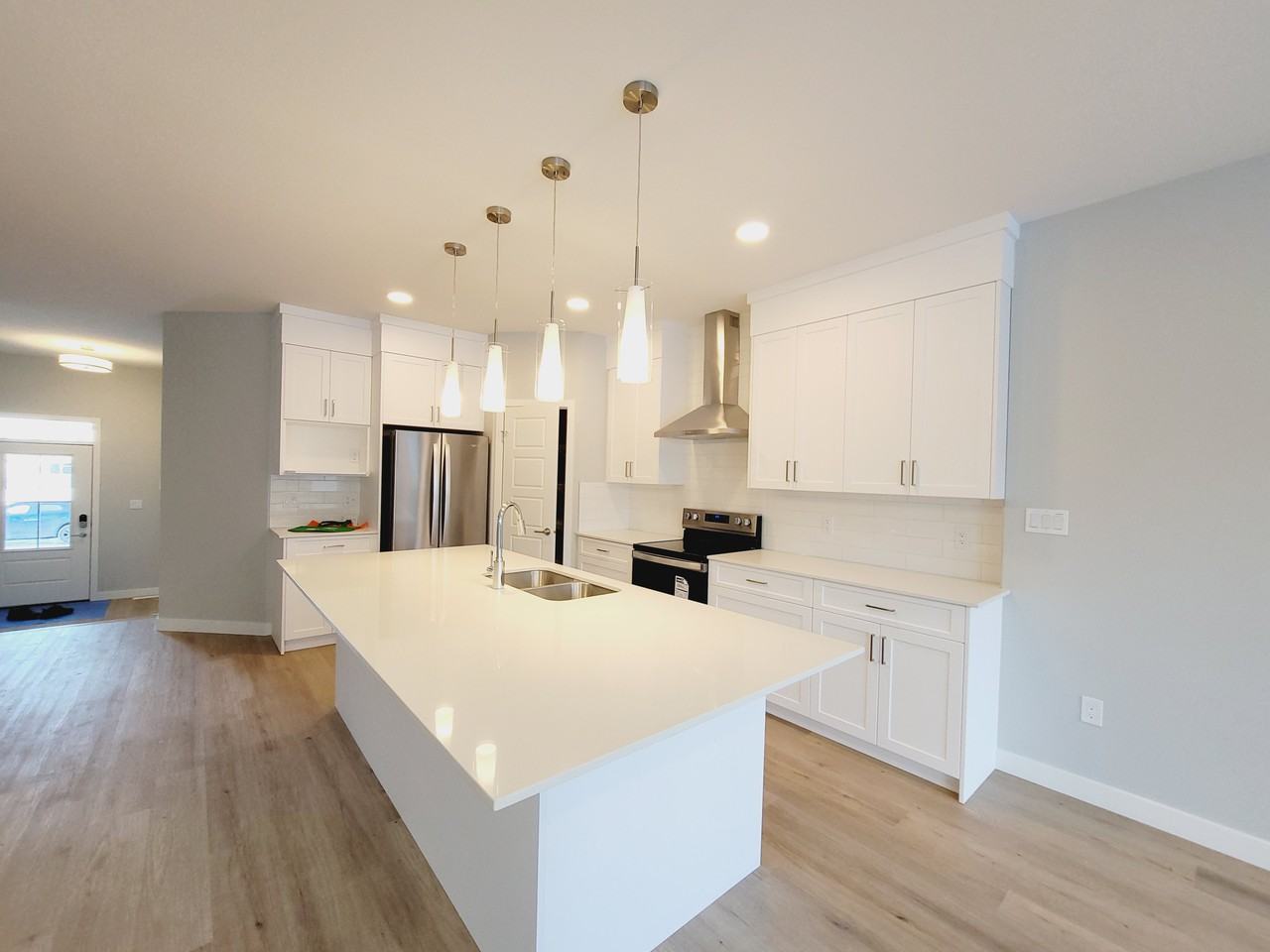 3883 Chrustawka Pl Sw - Photo 2 of 31