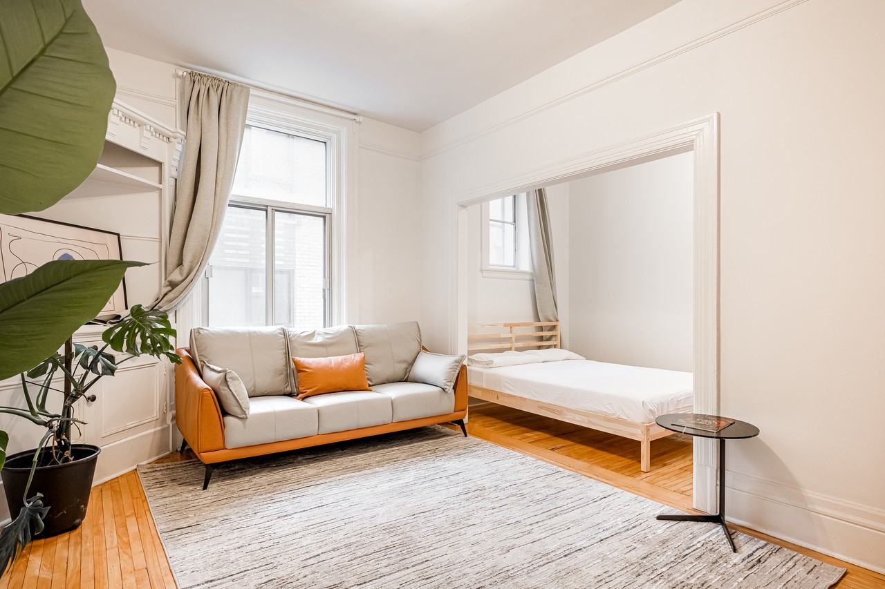 2150 Rue Tupper #6
