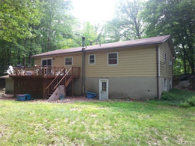 30 Hillside Dr - Photo 2 of 21