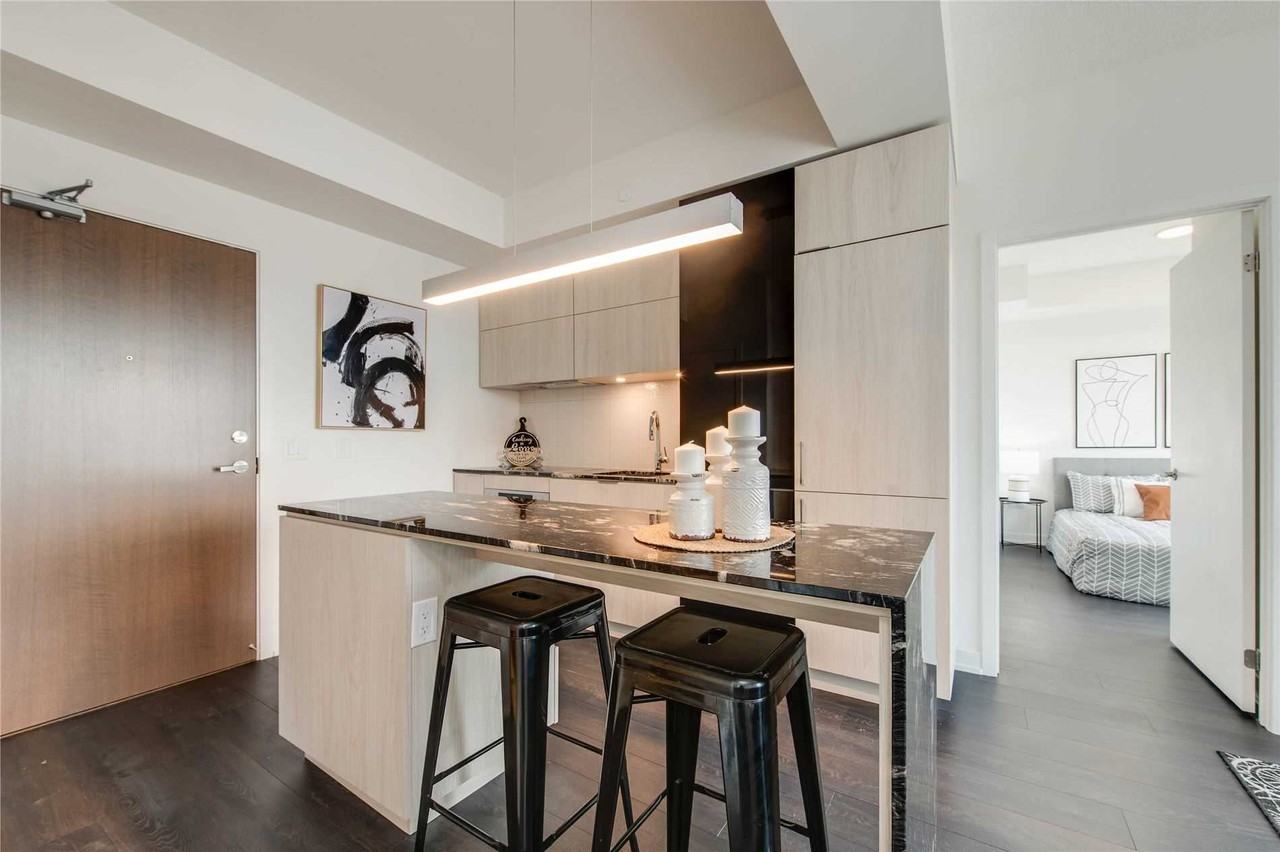 20 Richardson Street #918 - Photo 3 of 10