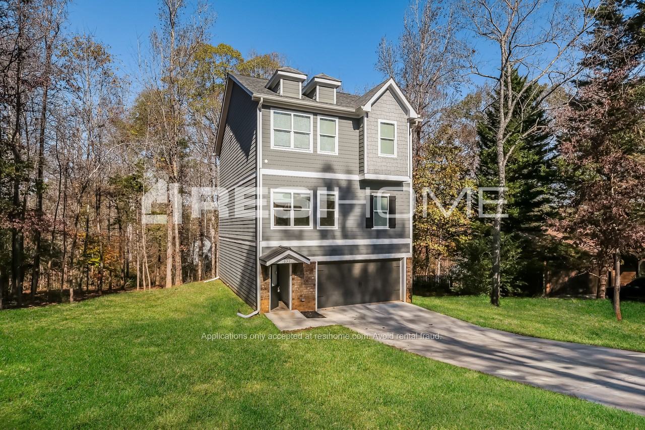 132 Tabor St - Photo 3 of 25