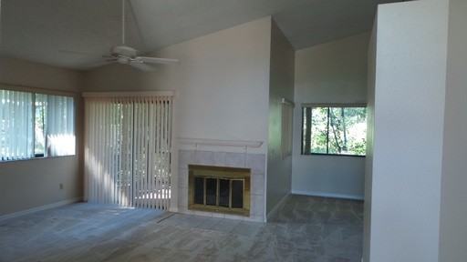 112 W York Ct - Photo 3 of 21