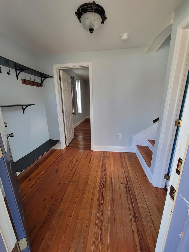 203 S 2nd St #1 - Photo 3 of 13