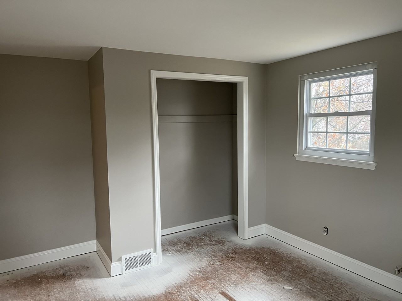 12 Arty Right  15 Arty Left - Photo 4 of 8