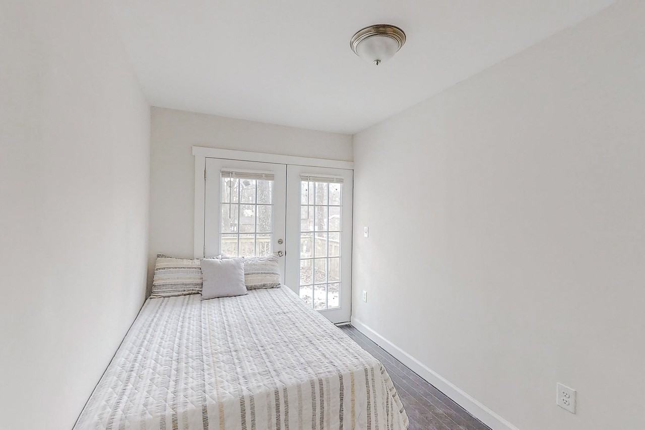 Stoneham Ct - Photo 6 of 6