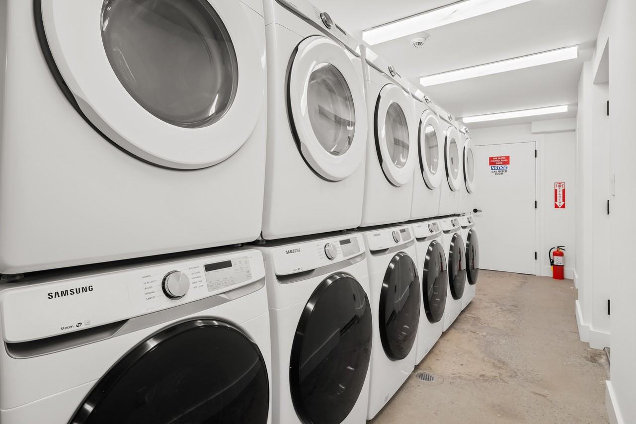 Furnished Rooms at Common Owens - Photo 5 of 8