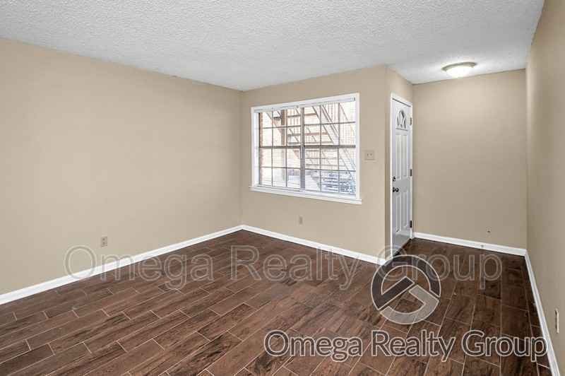 3521 24th St #1 - Photo 7 of 26