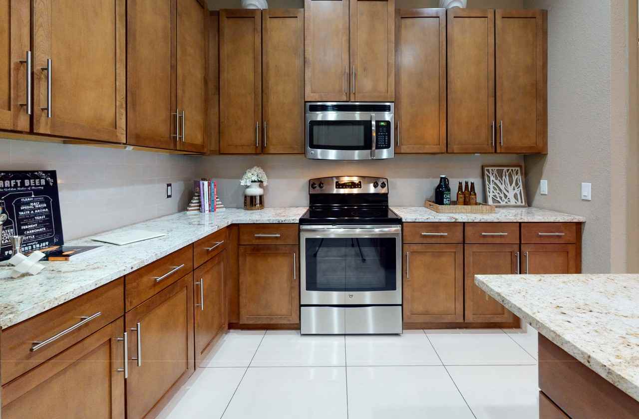 Luxembourg Apartments - Photo 4 of 48