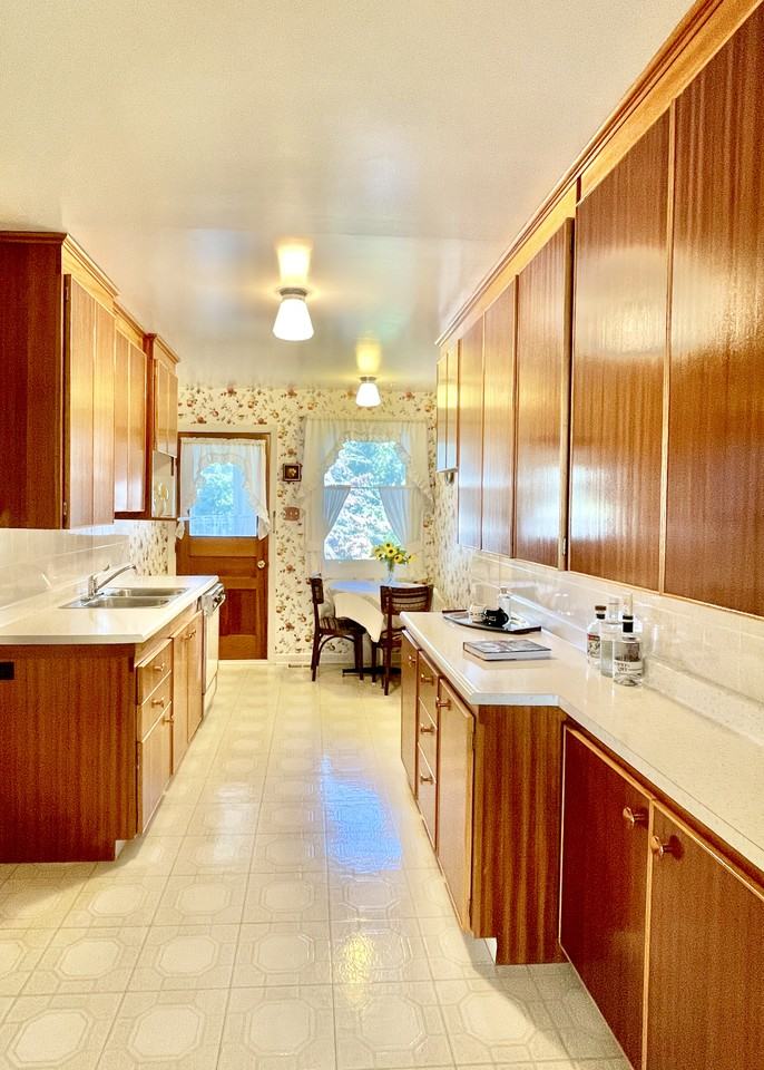 19 Caroline Avenue #2 - Photo 6 of 23