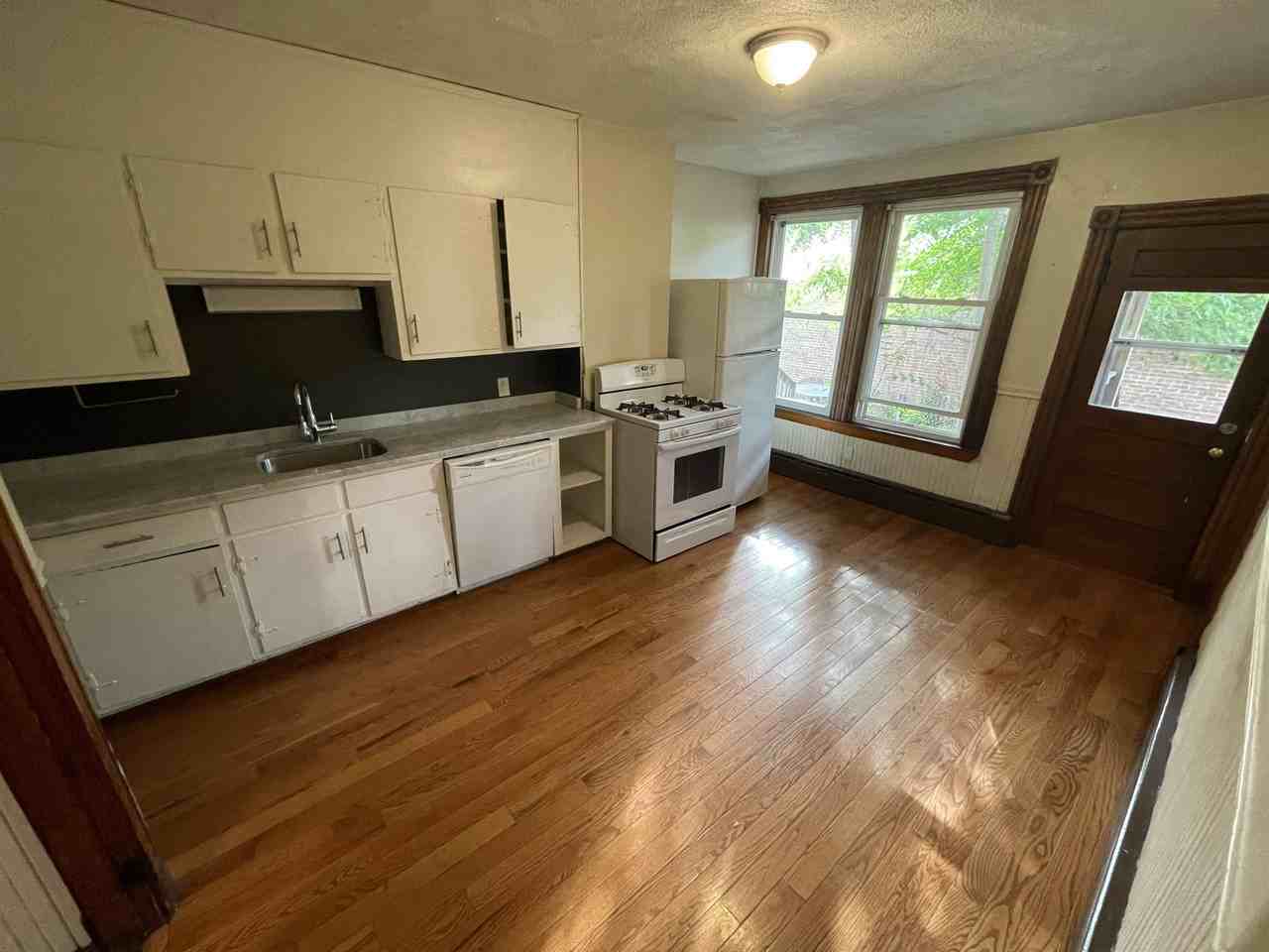 141 Cottage St #1 - Photo 5 of 6