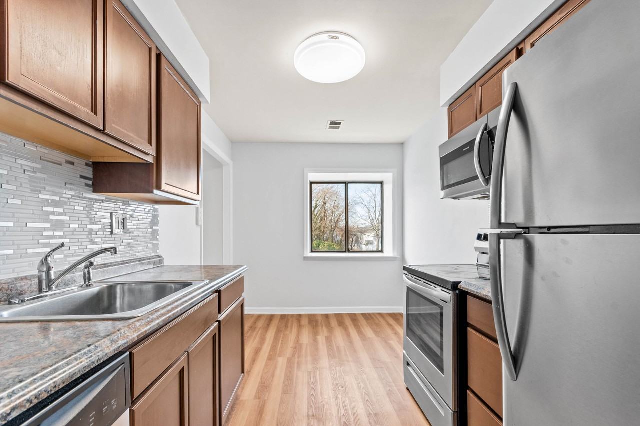 66 Banner Ct #1 - Photo 3 of 46