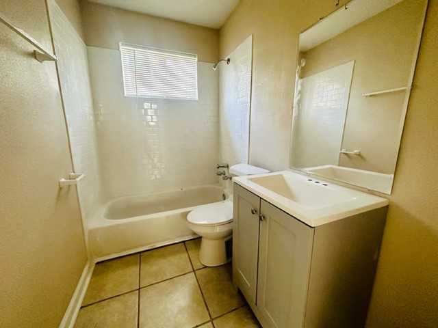 6167 Matthews St #1 - Photo 5 of 16