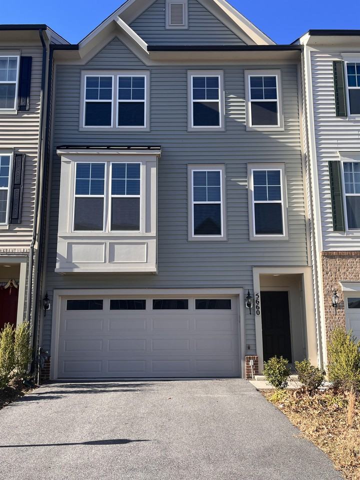 5660 Scott Ridge Pl #1 - Photo 2 of 18