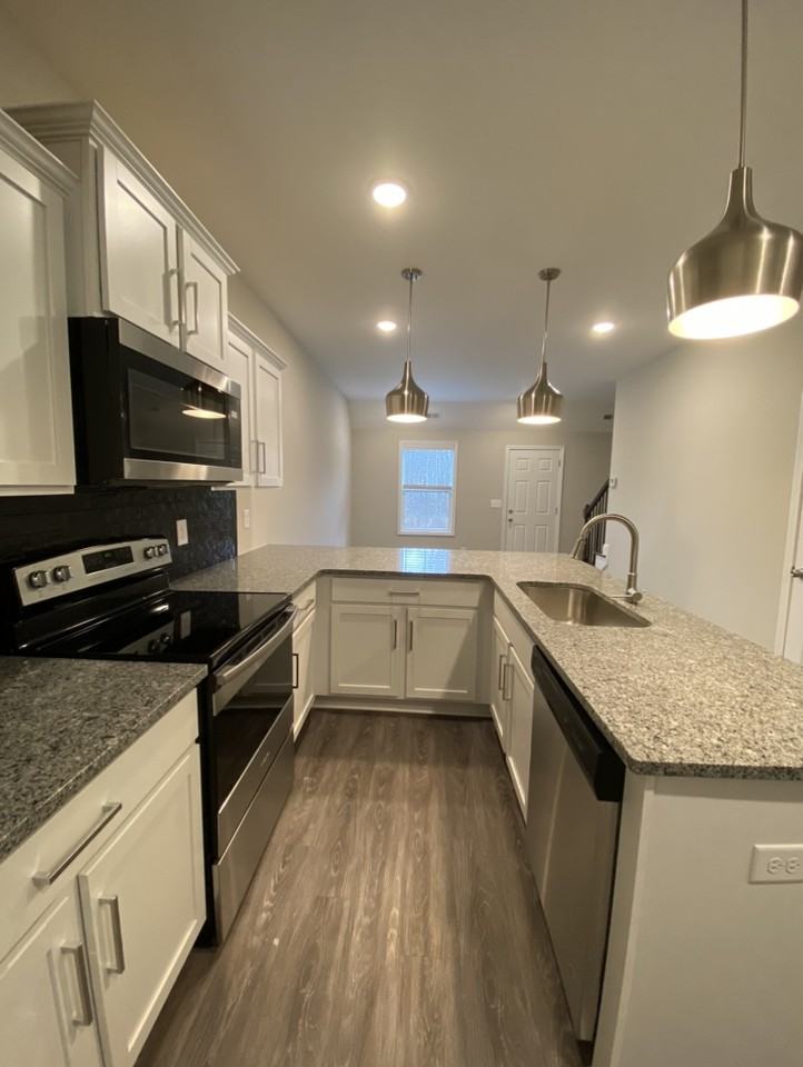 1031 Glenkirk Dr #C - Photo 4 of 20