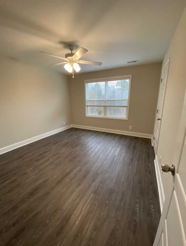 1031 Glenkirk Dr #C - Photo 6 of 20
