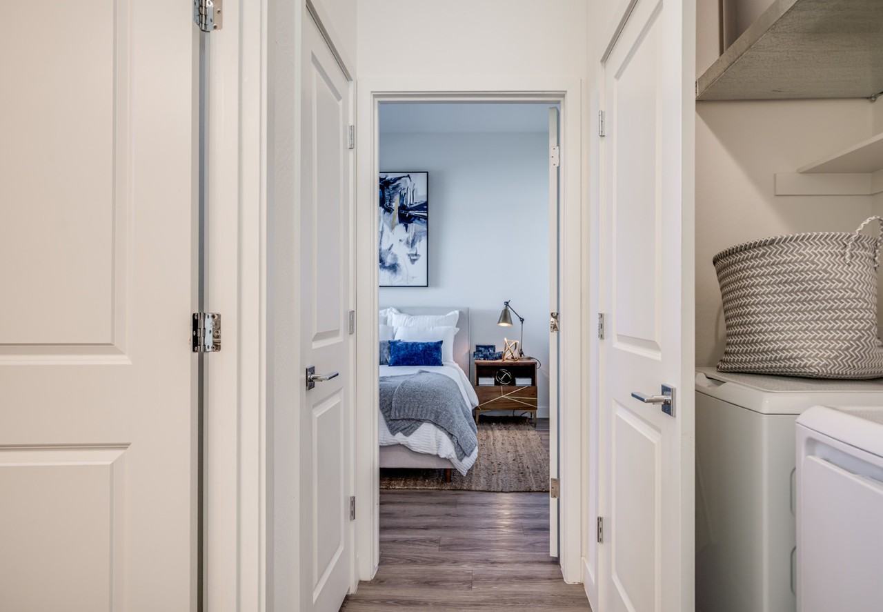 Crismon Gateway - Photo 5 of 35