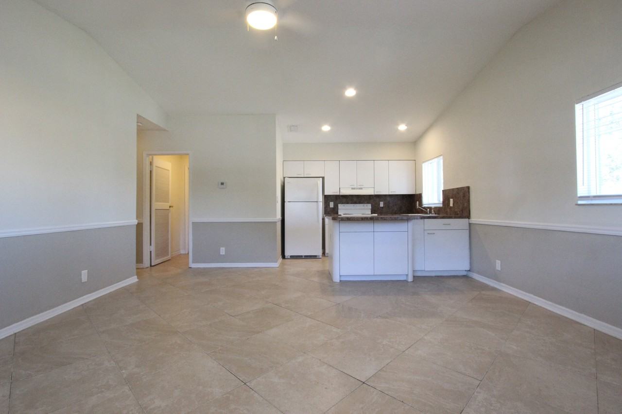 BH2 of Hollywood Inc. - Photo 6 of 7