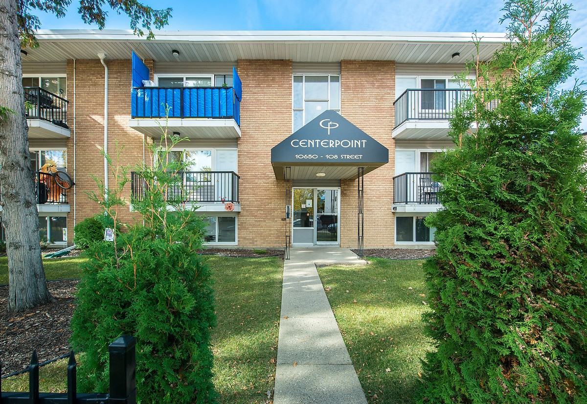 Centerpoint 10650 108 St Nw, Edmonton, AB T5H 3A1 Apartment for