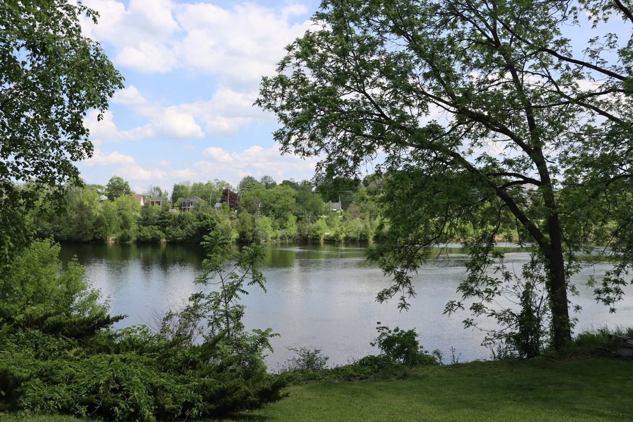 840 Water Street - Photo 3 of 5