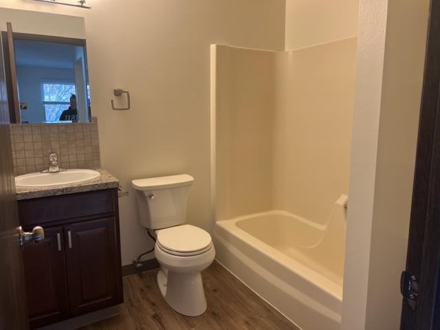 1320 9th St S - Photo 4 of 9