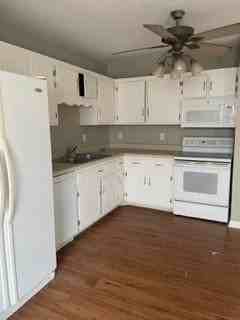 1945 Dotsonville Rd - Photo 3 of 19