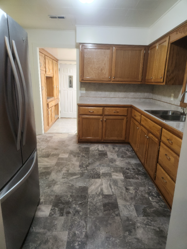 116 Van Buren St - Photo 2 of 10