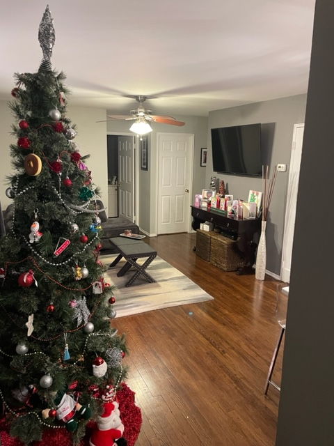 647 Hollywood Ave #1 - Photo 2 of 9