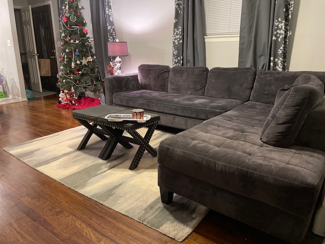 647 Hollywood Ave #1 - Photo 3 of 9