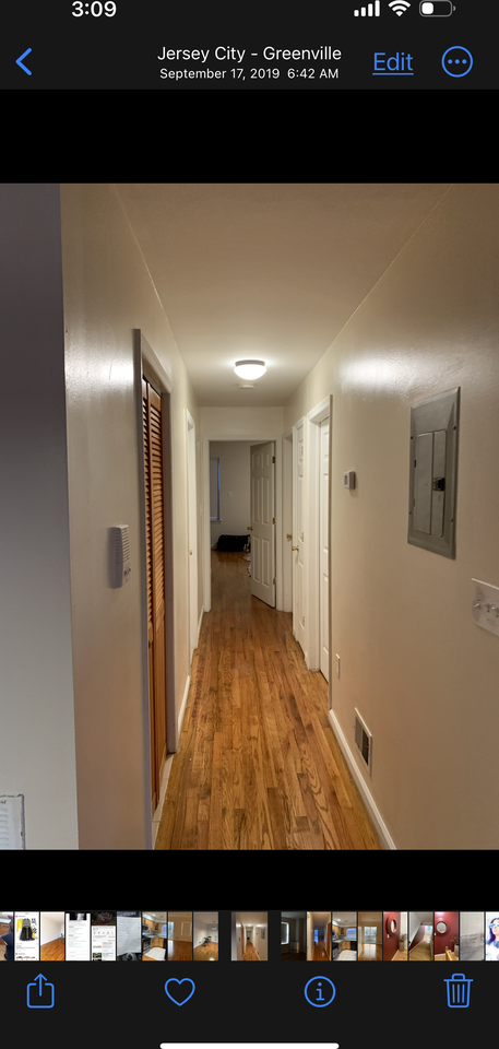 321 Cator Ave - Photo 2 of 4