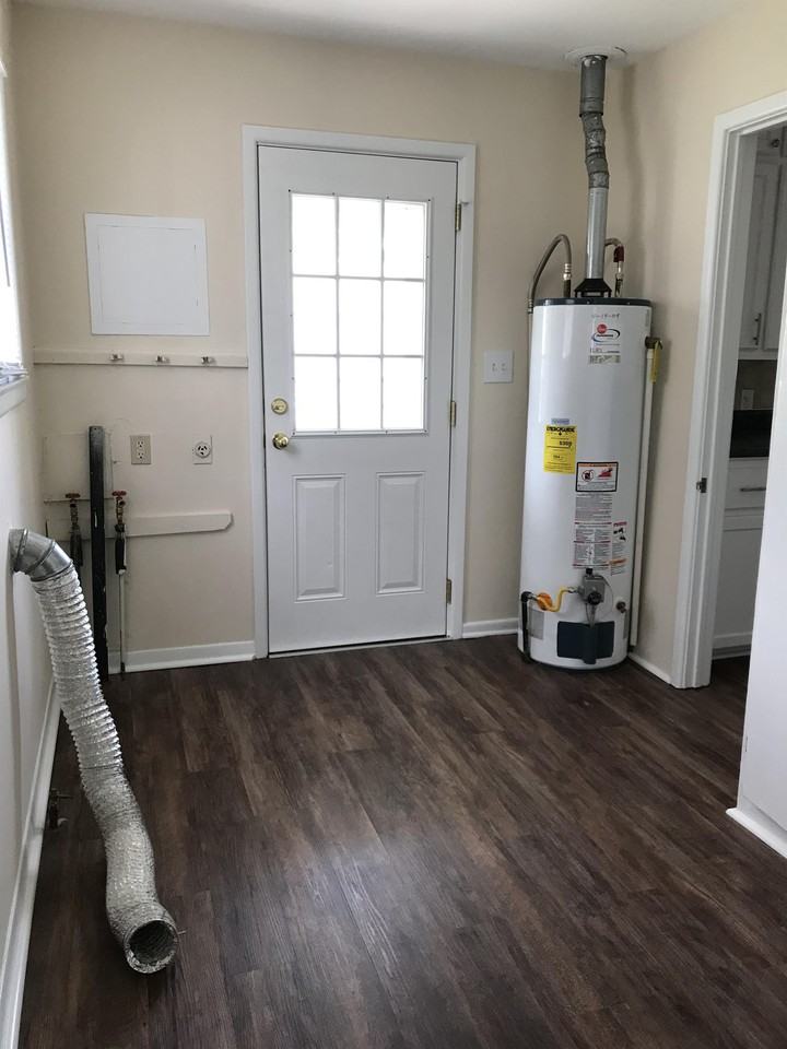 503 Isern St #1 - Photo 3 of 6