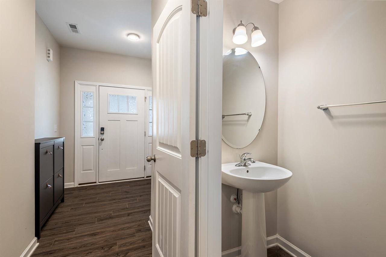 426 Irving Way #1 - Photo 4 of 19