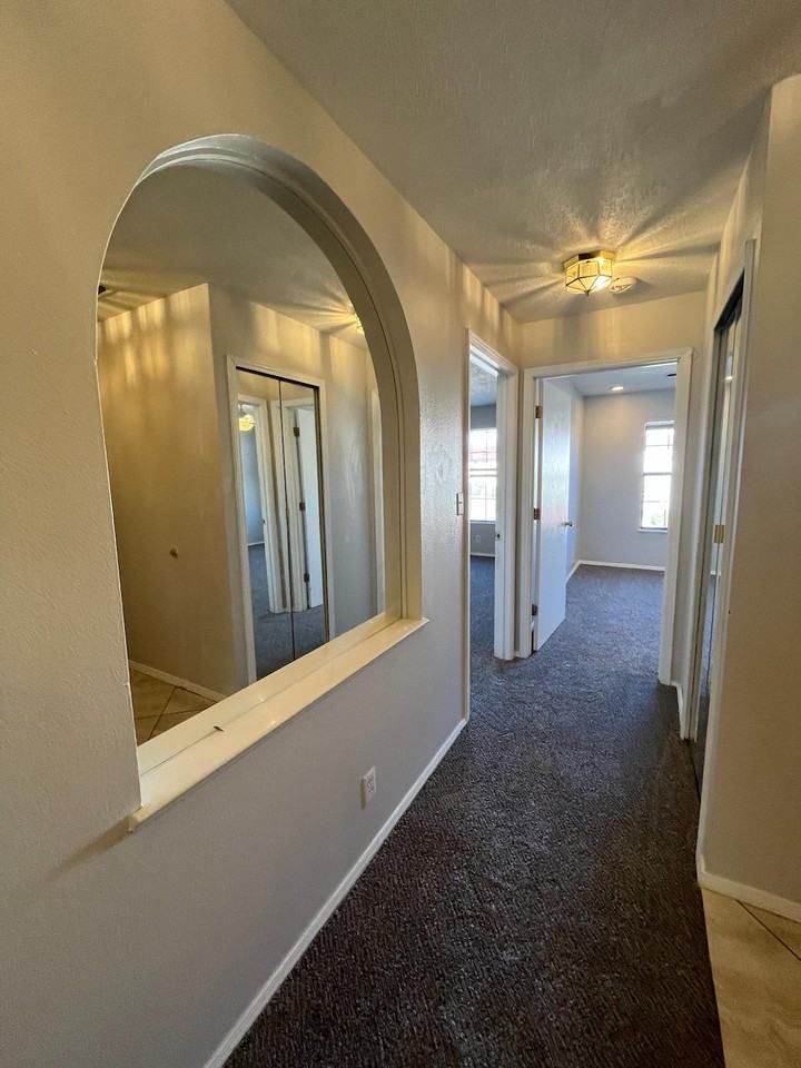 805 Country Club Dr Se Apt 2h #2H - Photo 4 of 9