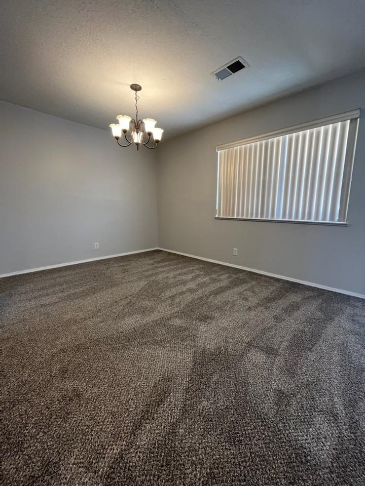 805 Country Club Dr Se Apt 2h #2H - Photo 5 of 9