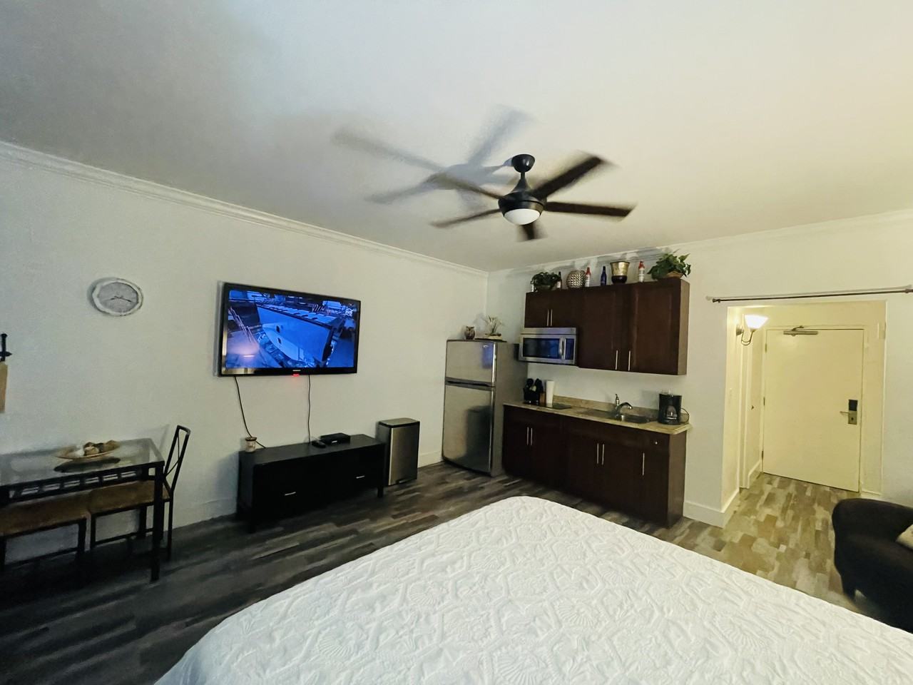 Getaway Beach Condo at Little Harbor - Photo 3 of 32