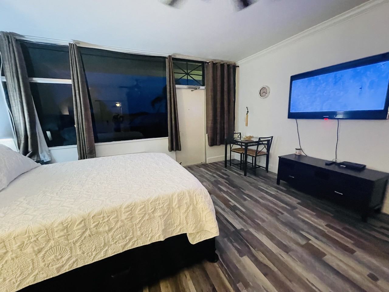 Getaway Beach Condo at Little Harbor - Photo 2 of 32