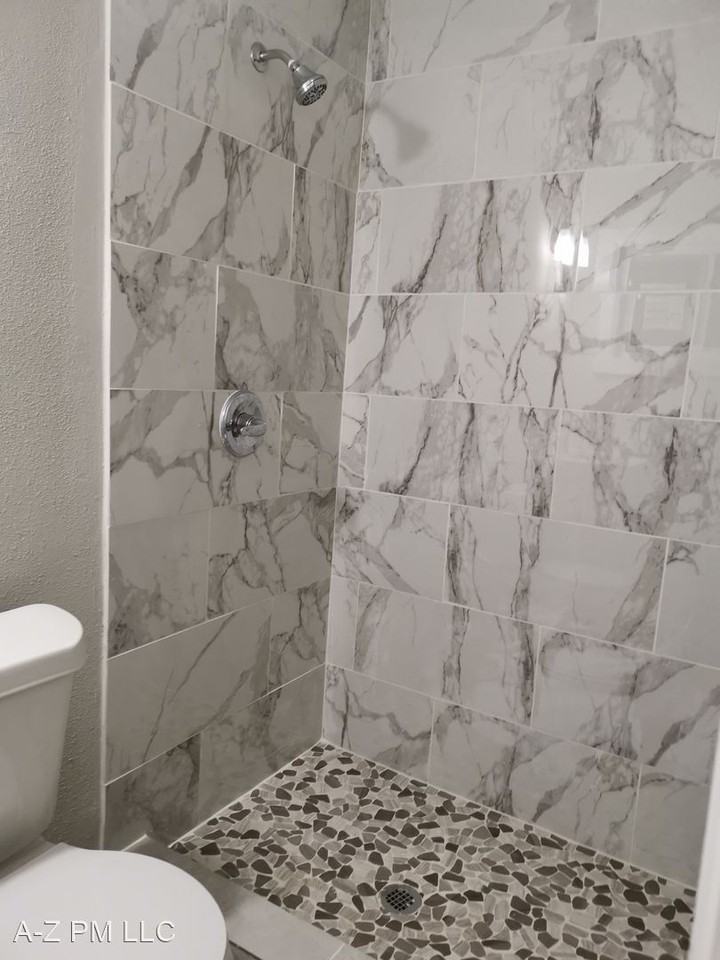 5704 Newton Ave - Photo 3 of 6