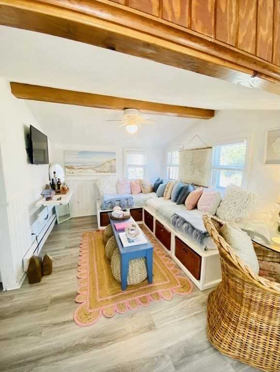 749 Head Of The Bay Rd #4a - Photo 2 of 11