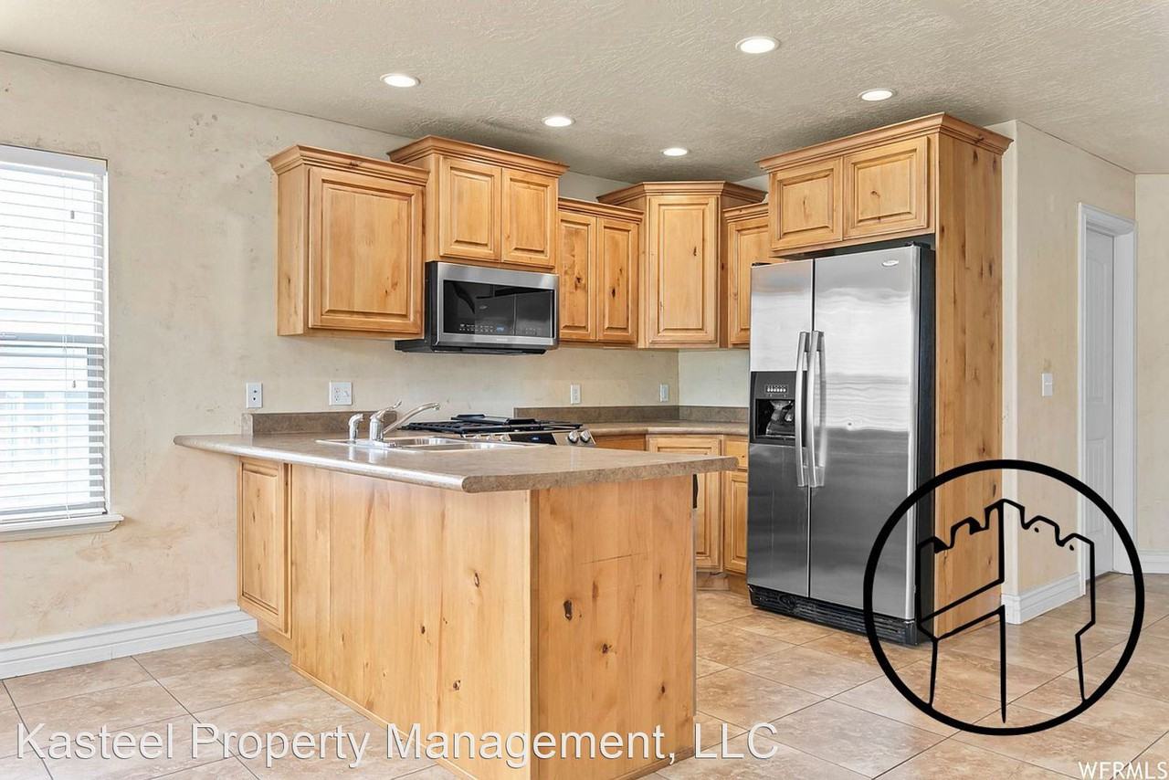 1306 Cedar Pass Dr - Photo 3 of 28