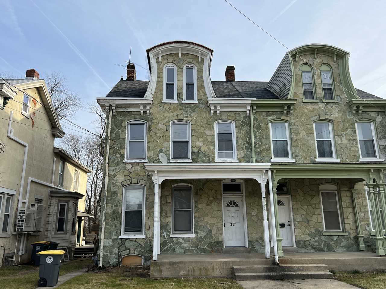 217 Brandywine Ave - Photo 2 of 18