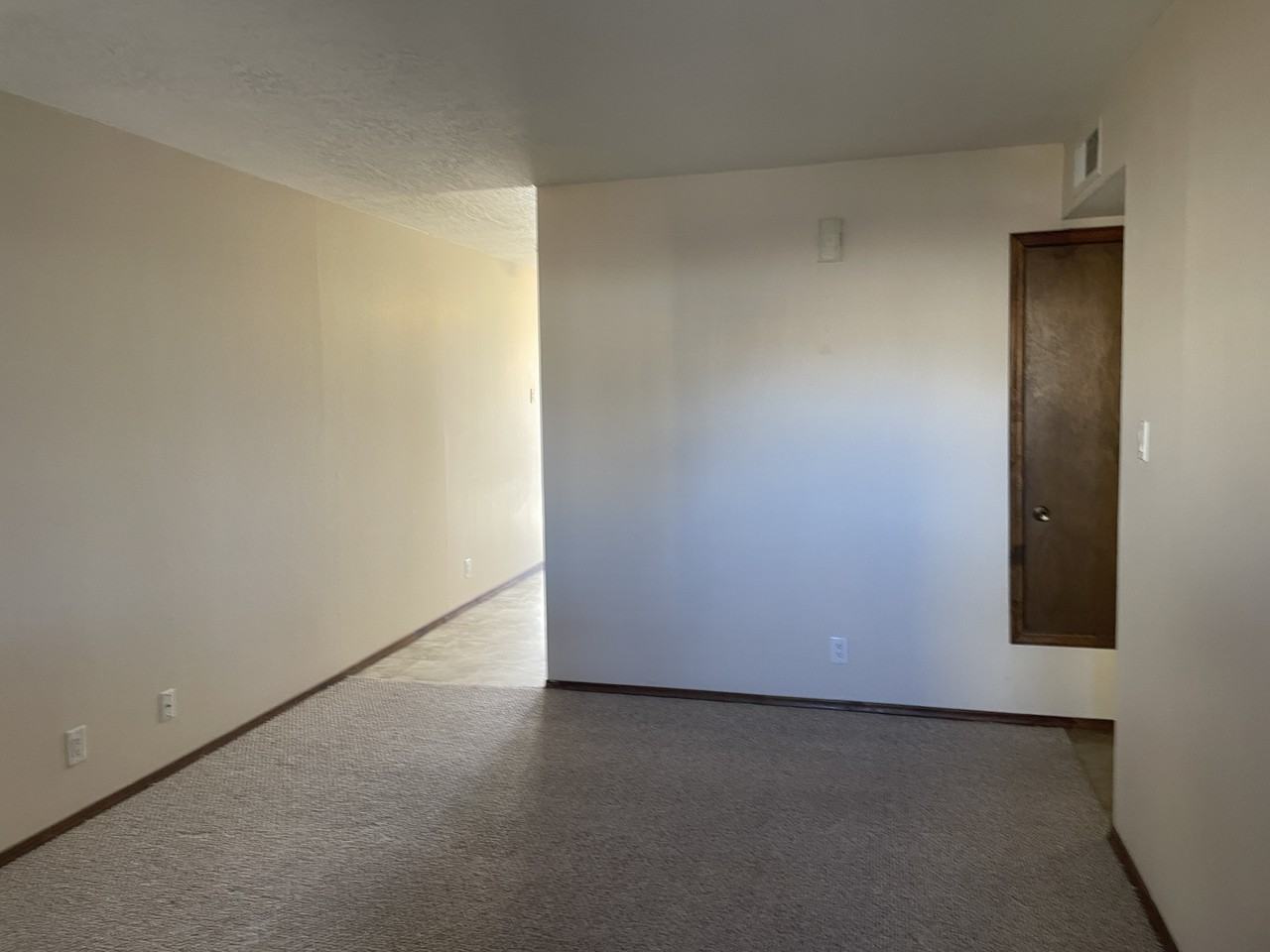 12332 Candelaria Rd Ne - Photo 2 of 21