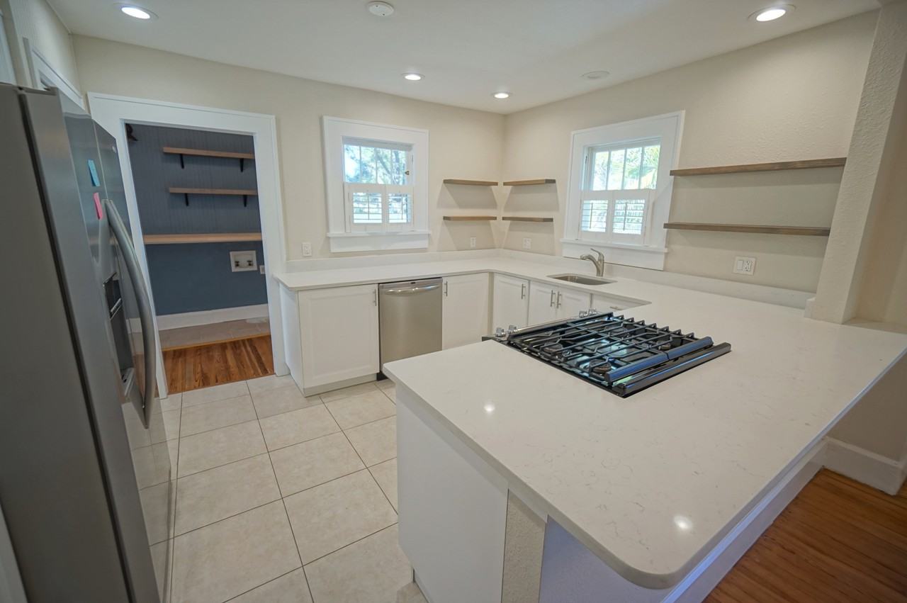 1430 1st St N - Photo 6 of 27