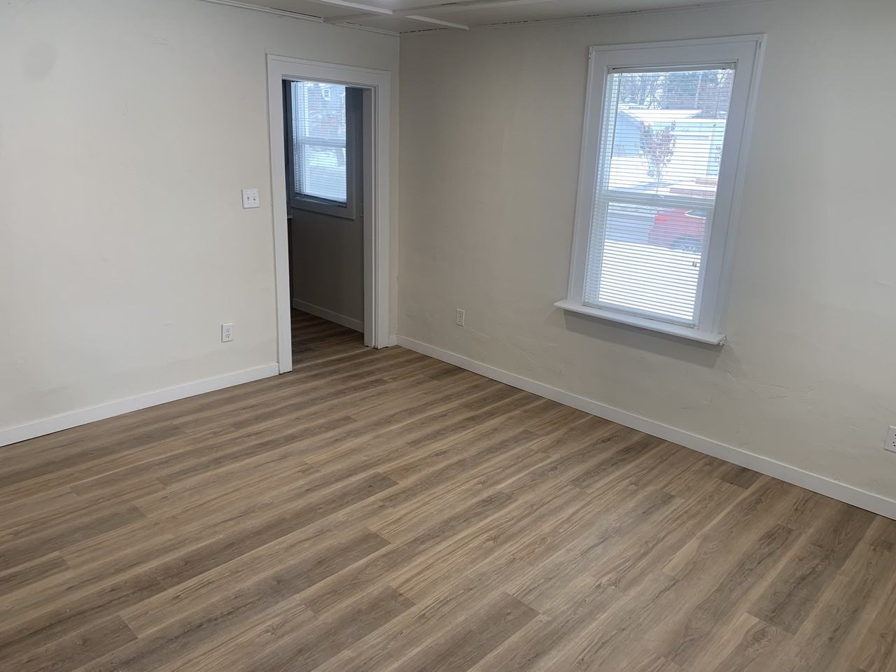 1104 2nd Ave E - Photo 2 of 15