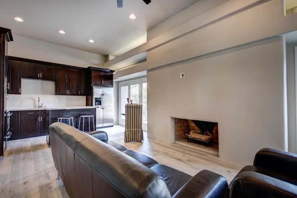 15615 E Chicory Dr - Photo 3 of 17