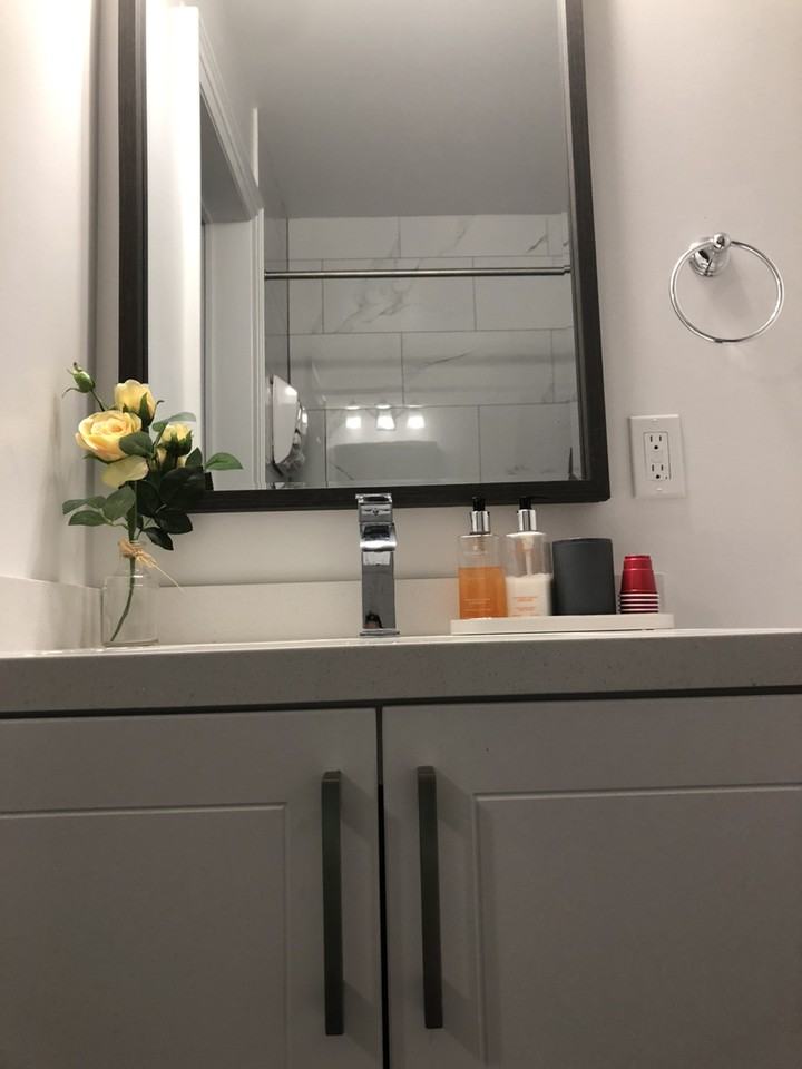 Beatrice St & Dundas St W - Photo 7 of 17